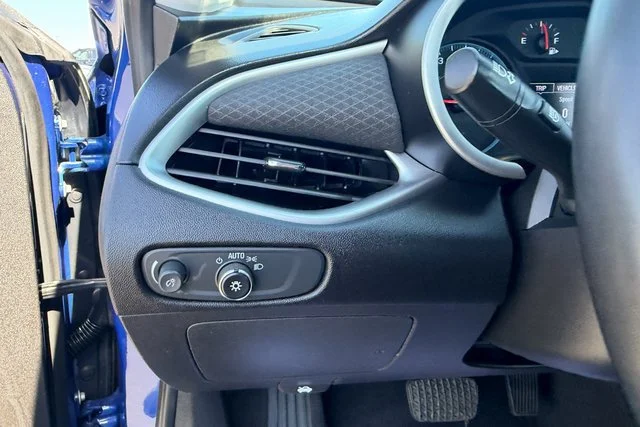 Used 2023 RIVERSIDE BLUE METALLIC Chevrolet RS image 16