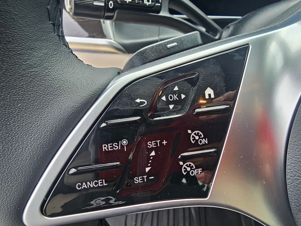 New 2026 Polar White Mercedes-Benz GLC 300 image 20