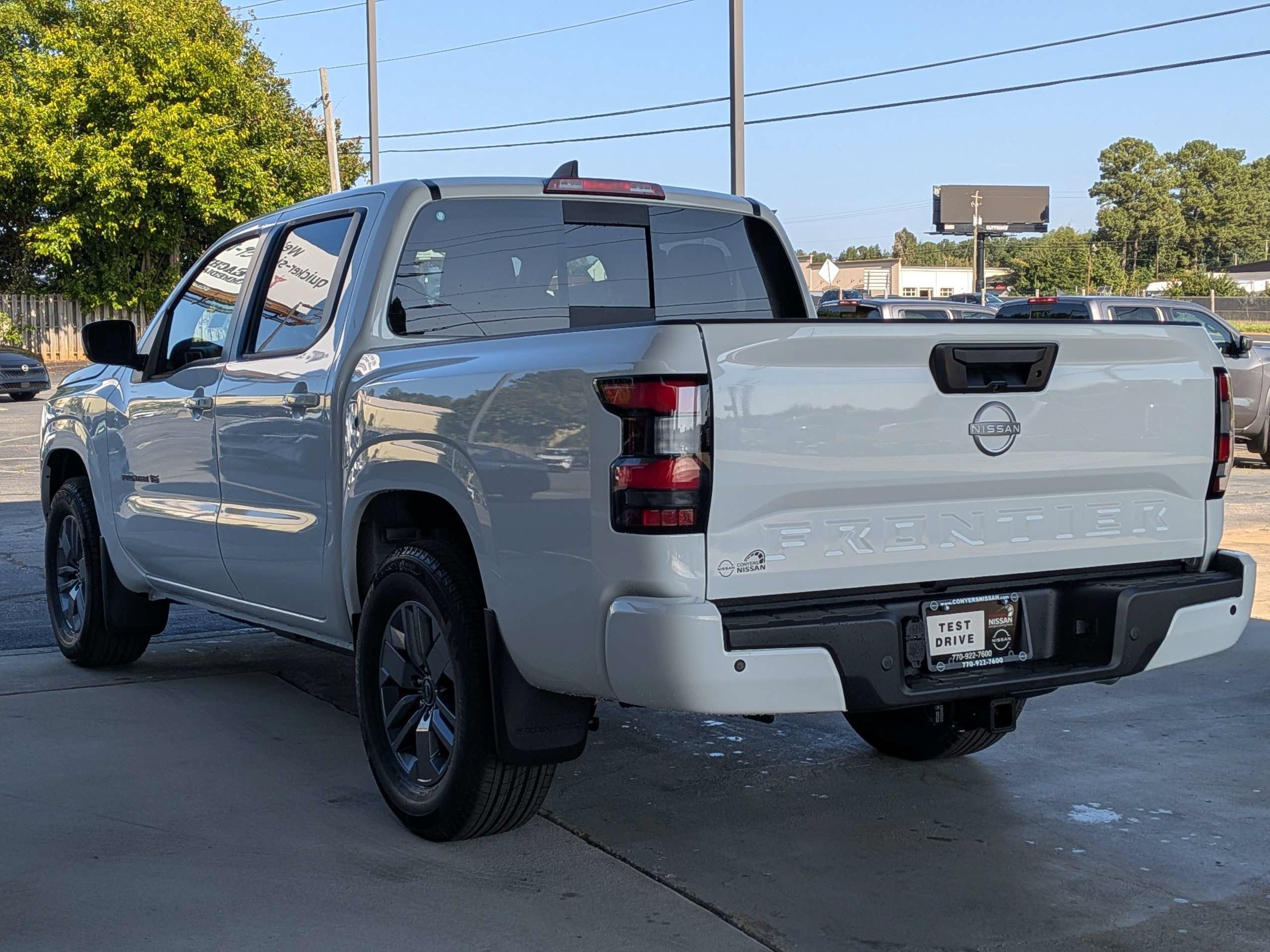 New 2027 Glacier White Nissan Crew Cab SV image 5