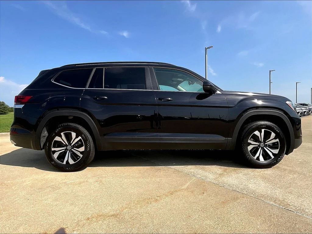New 2026 Black Volkswagen SE image 2