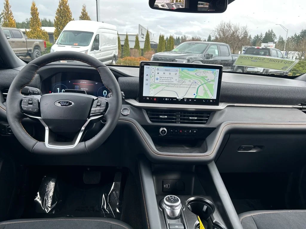 New 2026 White Ford Tremor image 17