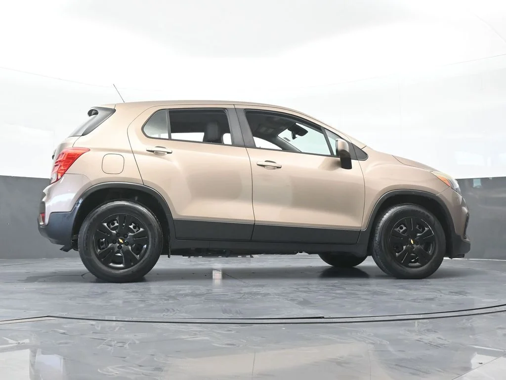 Used 2018 Sandy Ridge Metallic Chevrolet LS image 58
