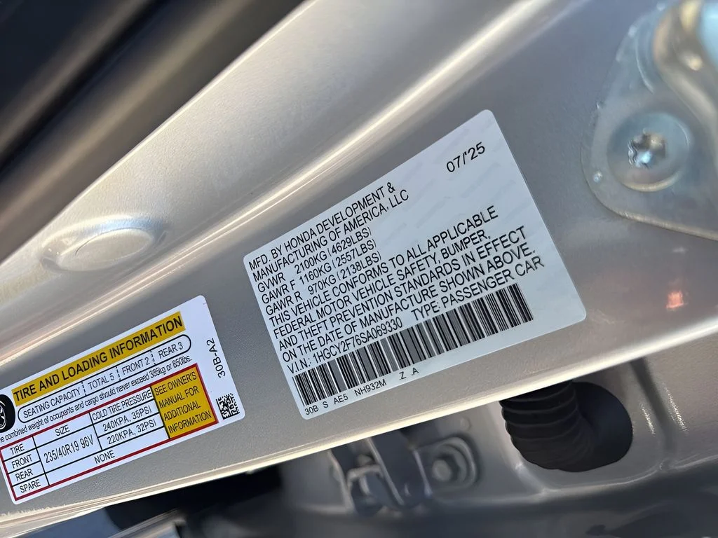 Used 2025 Silver Honda Sport-L image 36