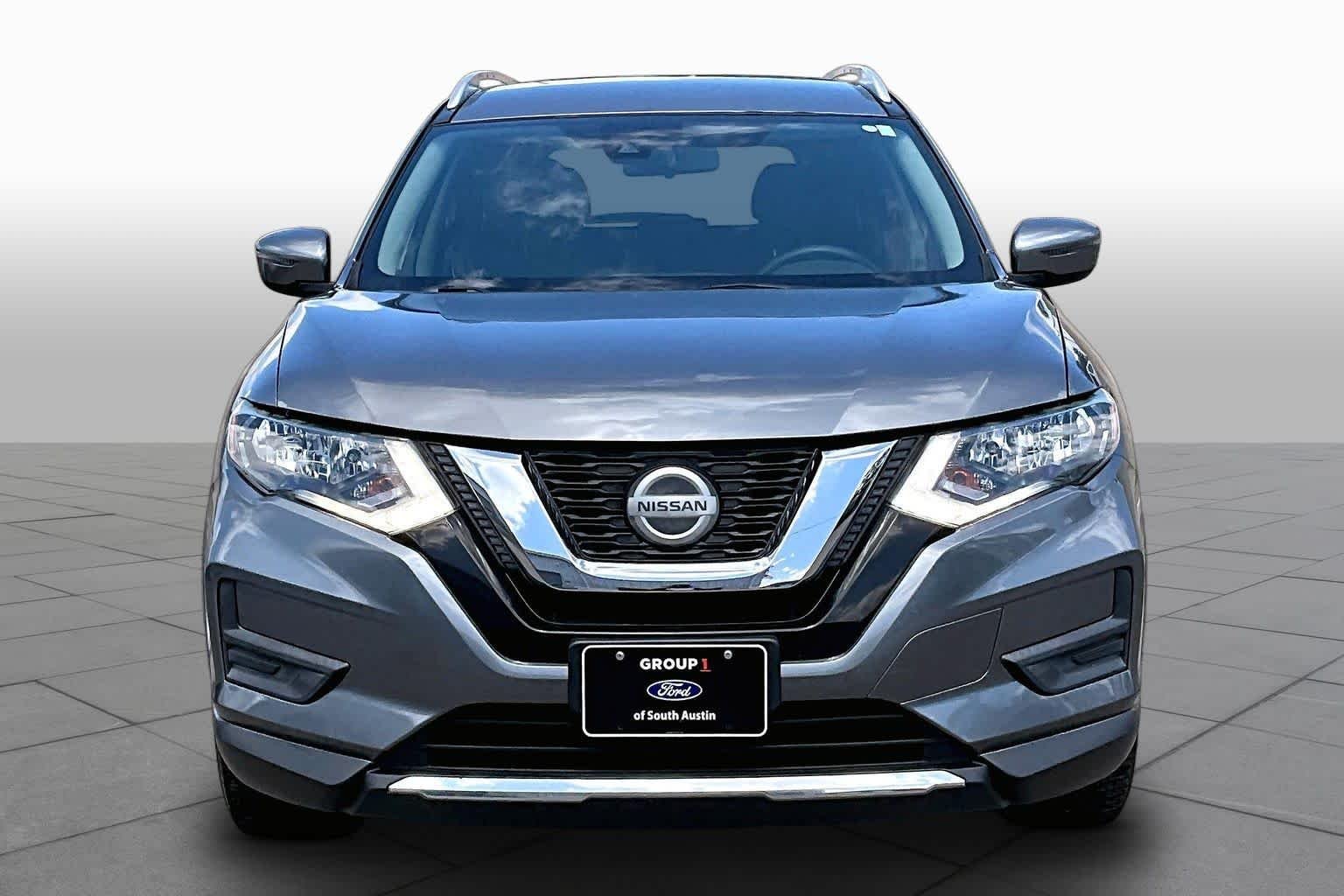 Used 2020 Gun Metallic Nissan SV image 4