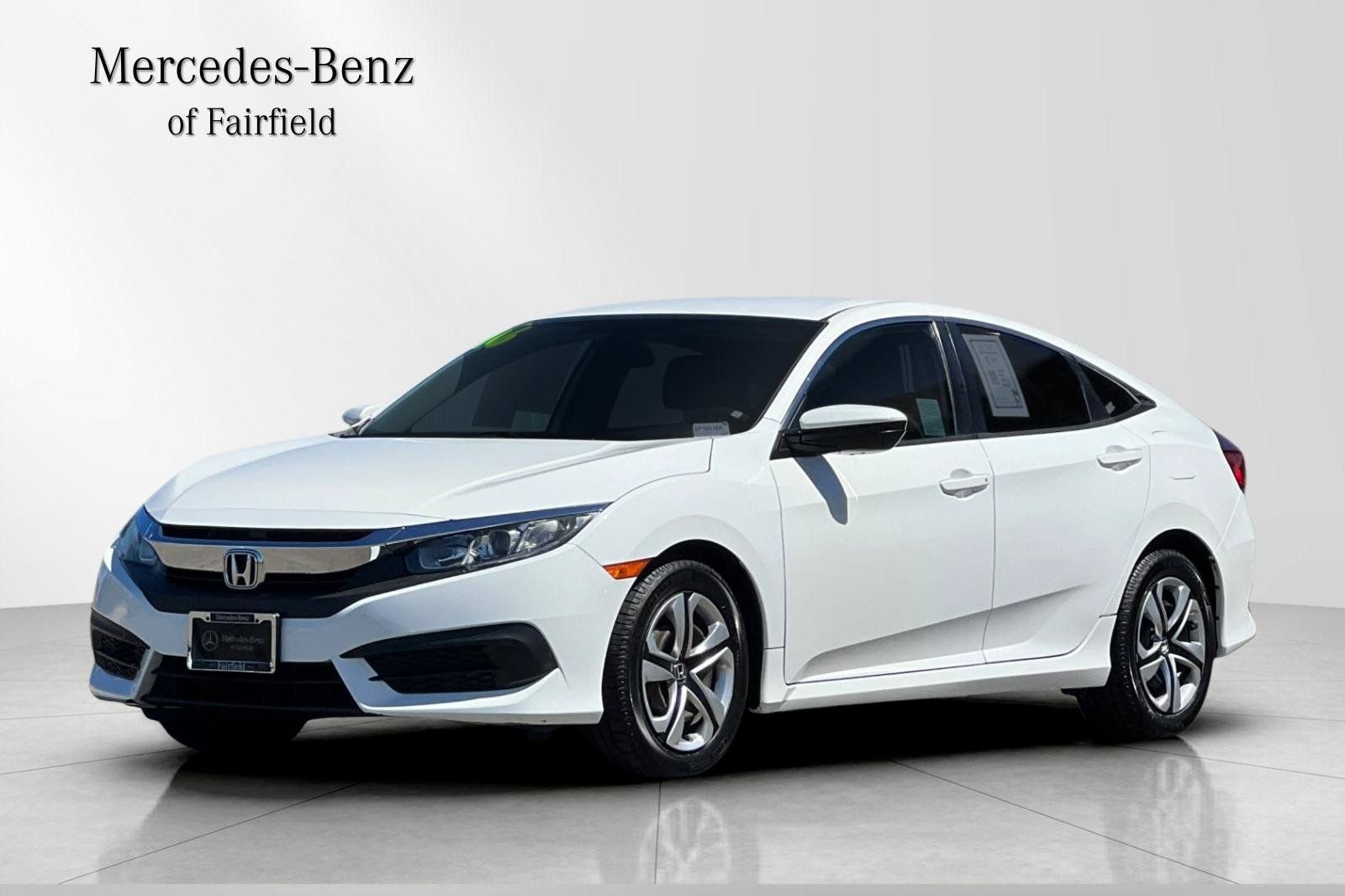 Used 2016 Taffeta White Honda LX image 1