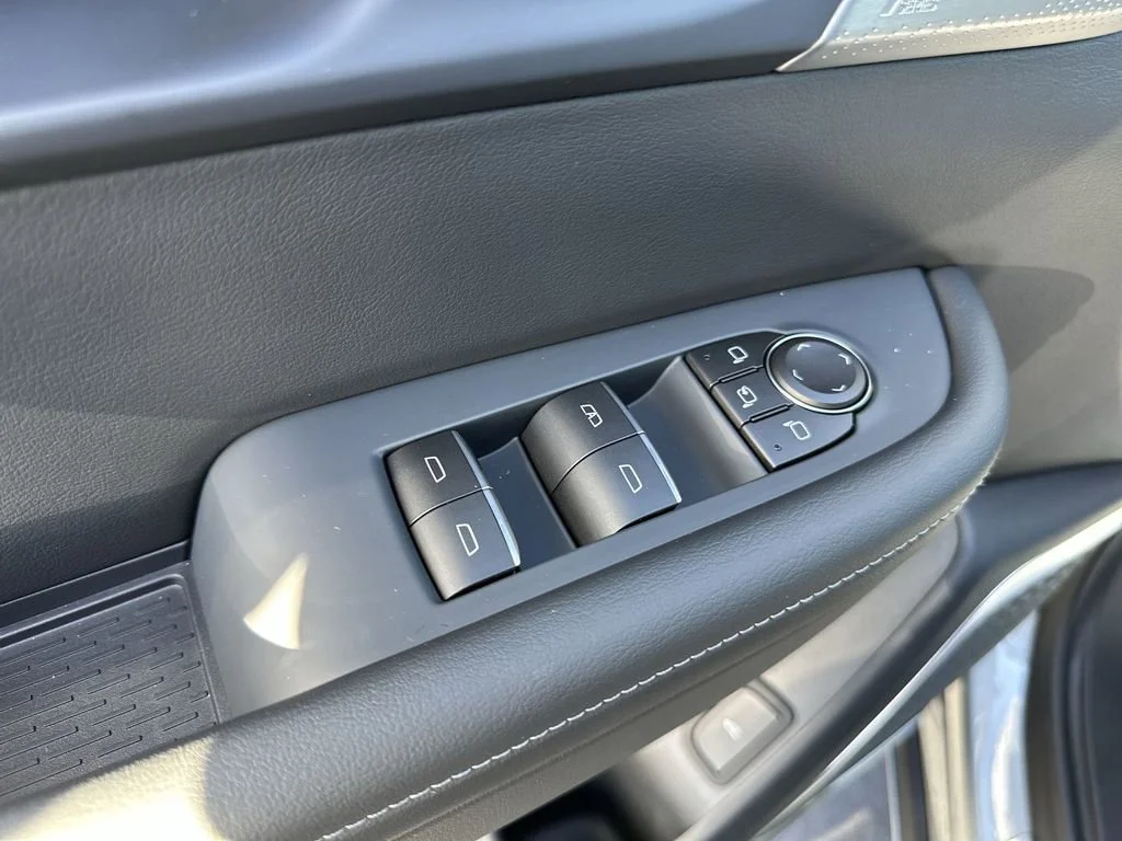New 2026 Moonstone Gray Metallic Buick Avenir image 13
