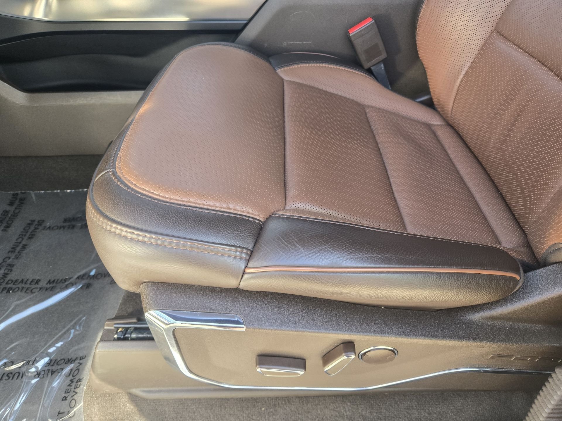 Used 2023 Star White Metallic Tri-Coat Ford King Ranch image 21
