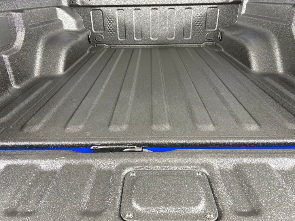 New 2026 Hydro Blue Pearl-Coat Exterior Paint Jeep Rubicon image 43
