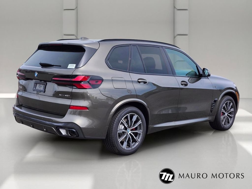 New 2026 Green BMW xDrive40i image 3
