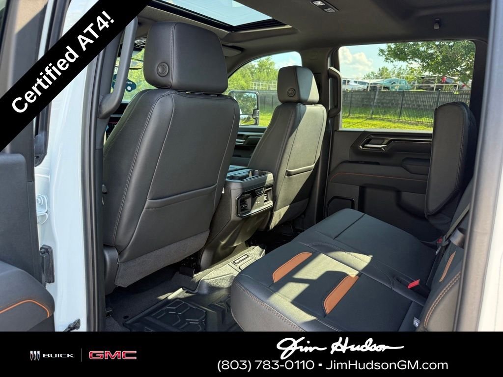 Used 2025 White GMC AT4 image 26