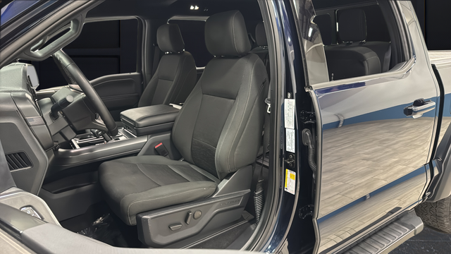 Used 2024 Antimatter Blue Metallic Ford XLT image 10