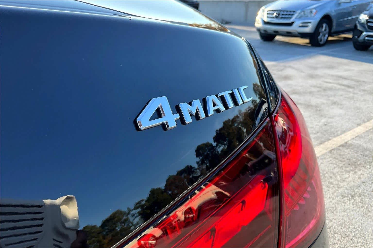 Used 2022 Obsidian Black Metallic Mercedes-Benz C 300 image 10