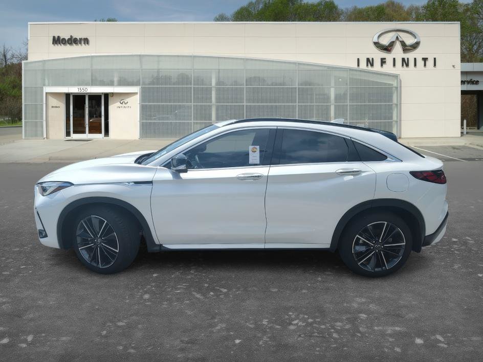 Certified Used 2025 Radiant White INFINITI SENSORY image 6