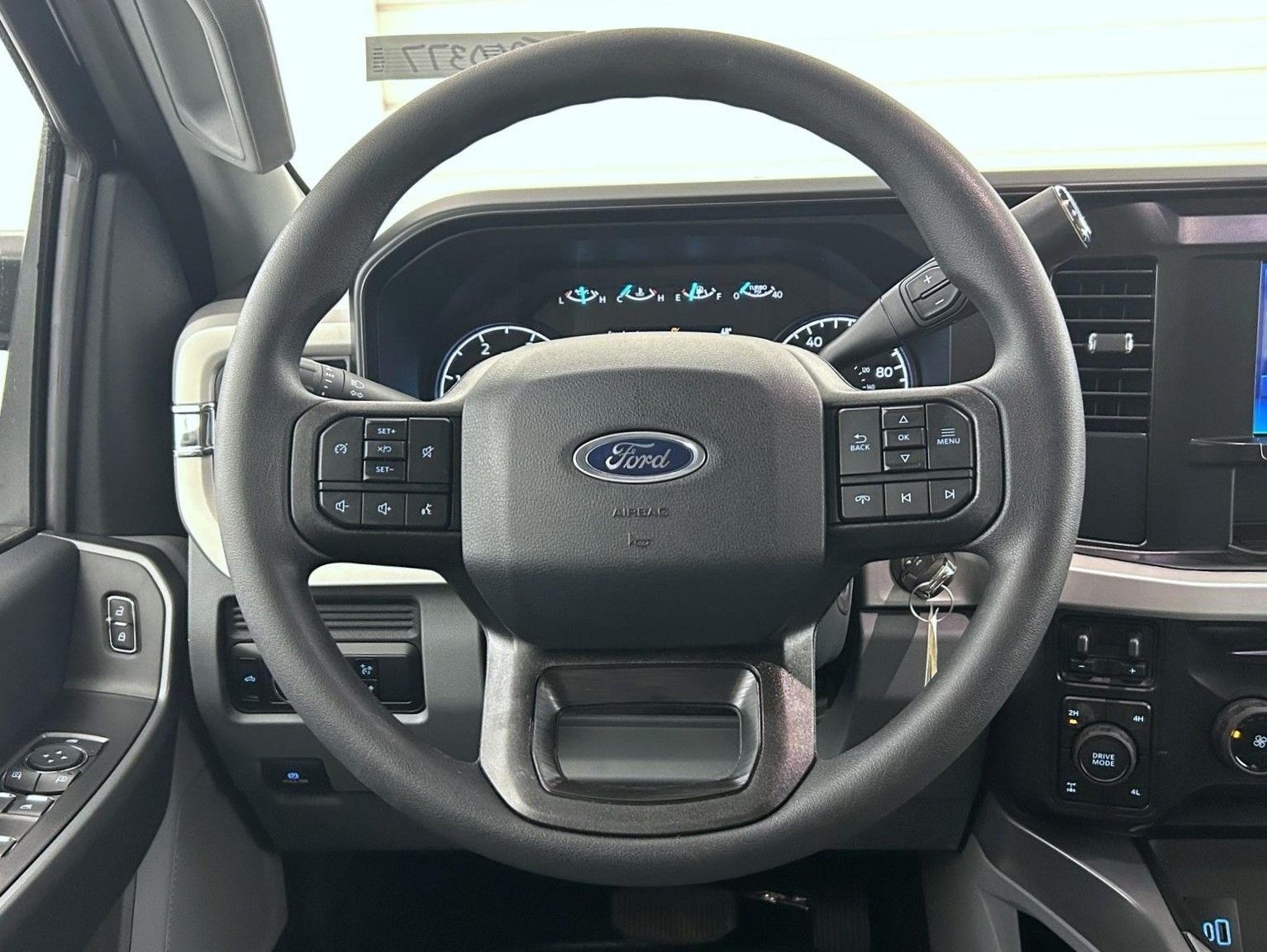 New 2026 Agate Black Metallic Ford XLT image 11