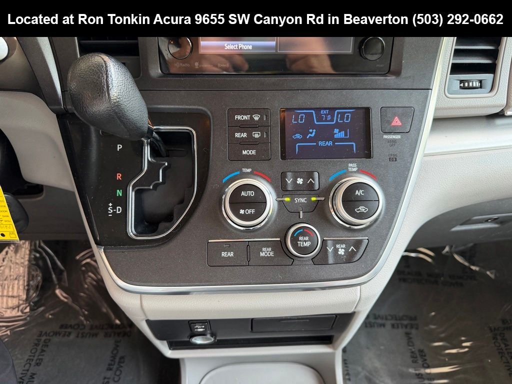 Used 2017 Salsa Red Pearl Toyota LE image 22