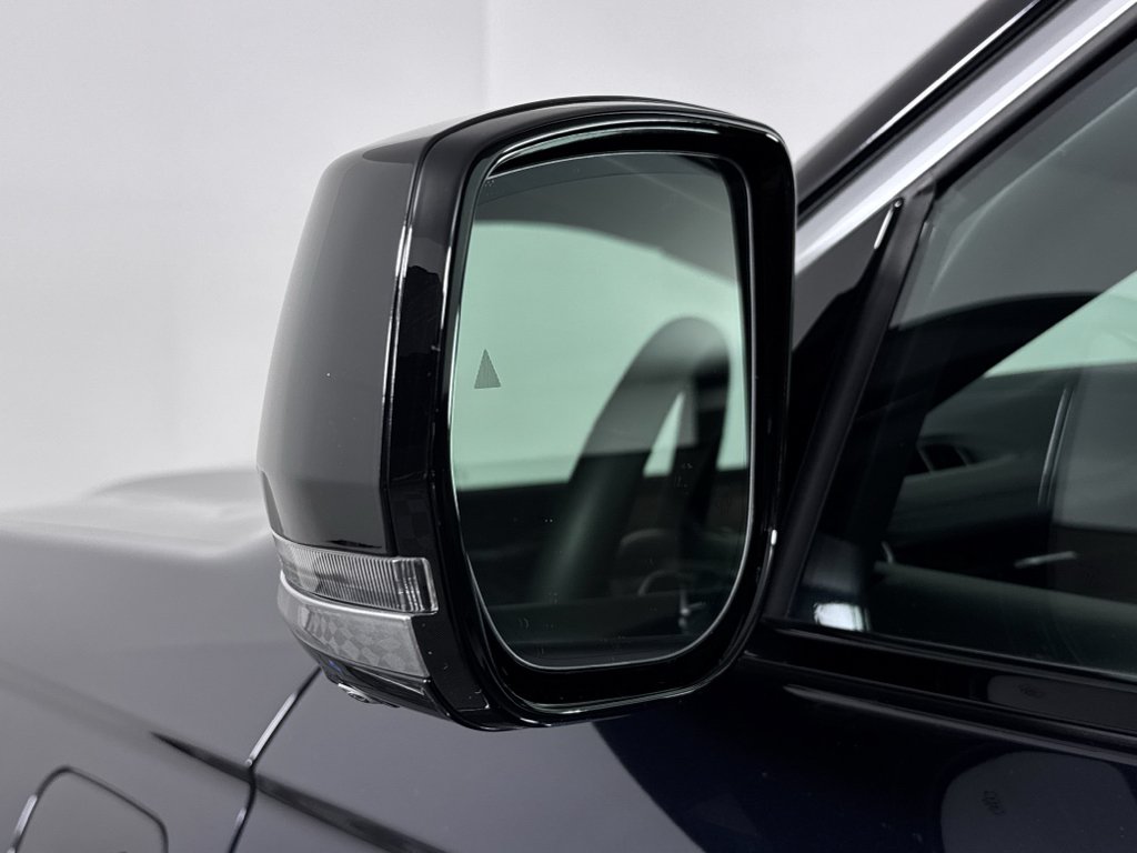 Used 2022 Midnight Blue Jeep Summit image 30