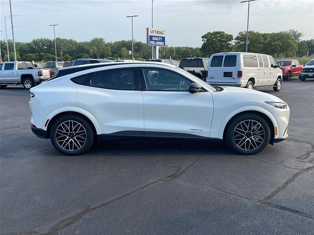 Used 2025 Star White Ford Premium image 39