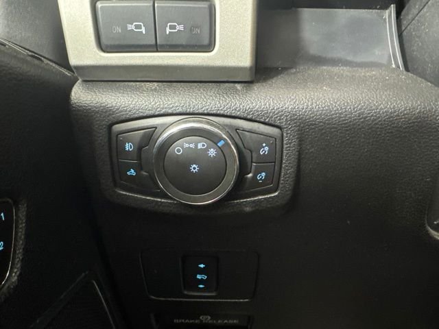Used 2017 Gray Ford Lariat image 20