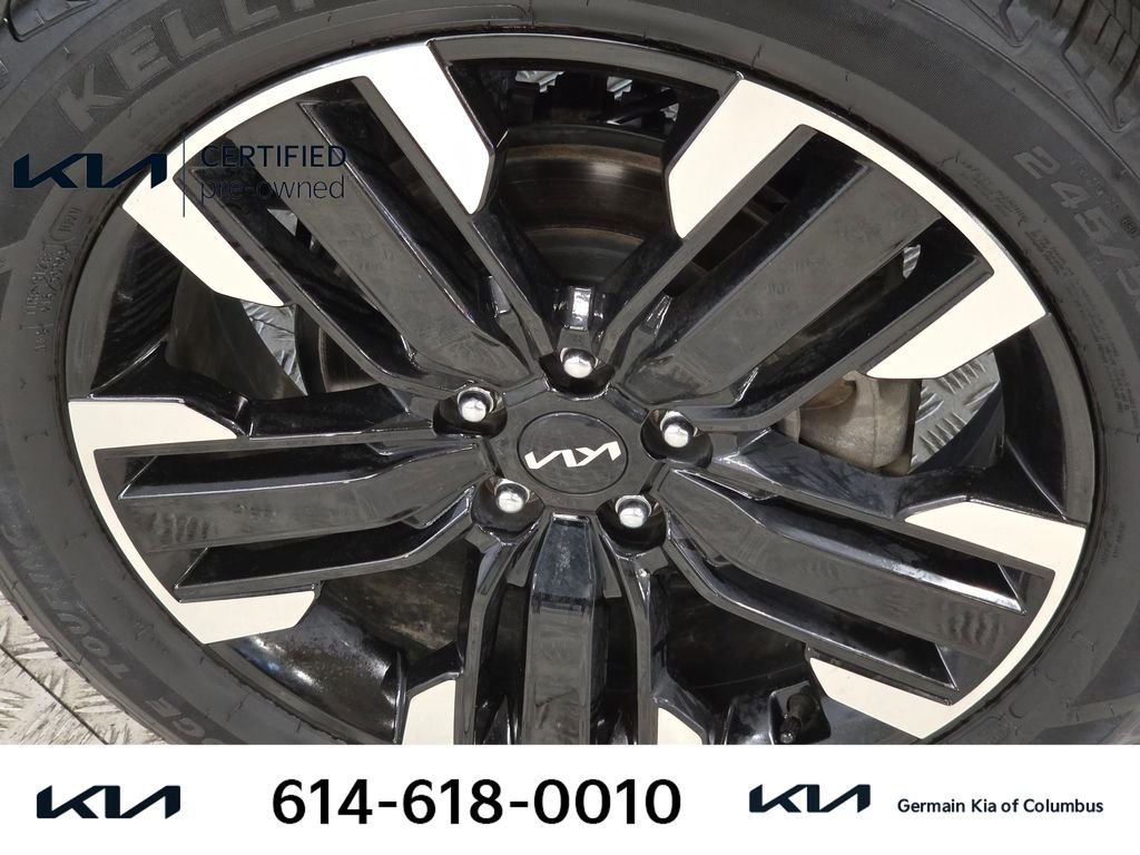 Used 2024 Black Kia SX-Prestige image 12