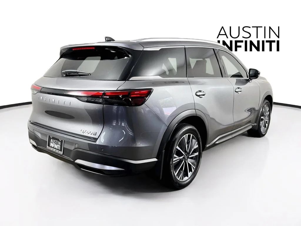 Certified Used 2027 Gray INFINITI LUXE image 10