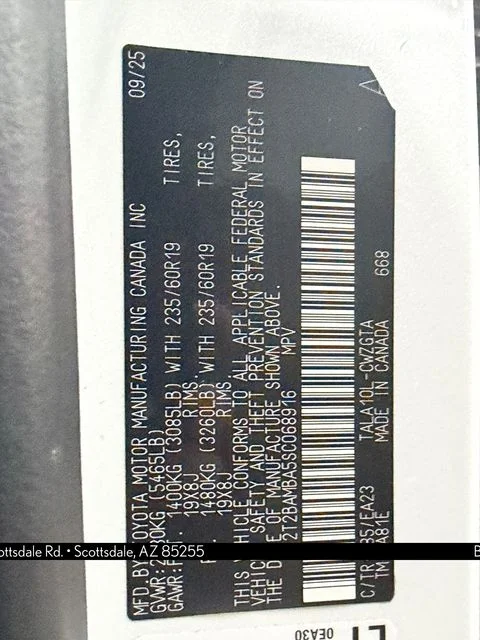 Certified Used 2025 White Lexus 350 image 33