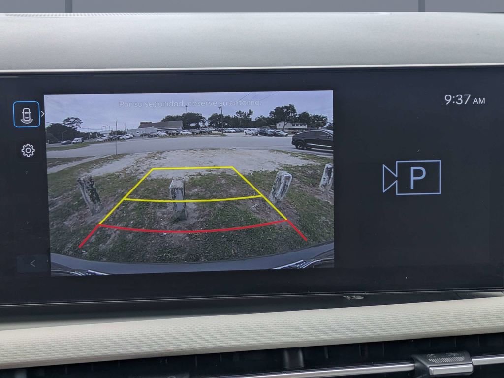 Used 2025 Gray Hyundai SEL image 22