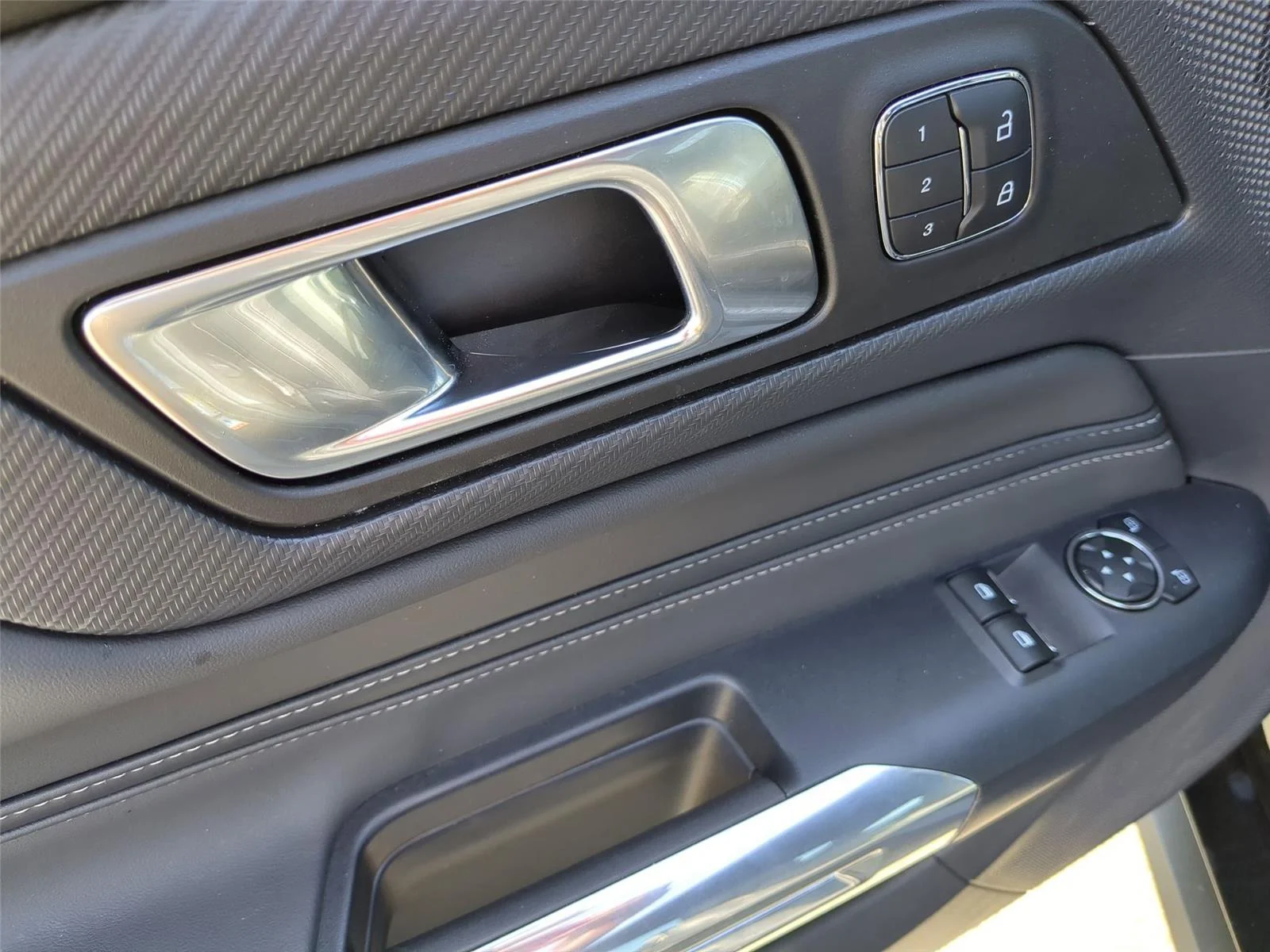 Used 2025 Shadow Black Ford GT Premium image 13