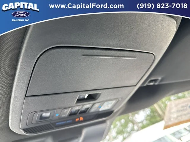 Used 2024 Silver Ford XLT image 33