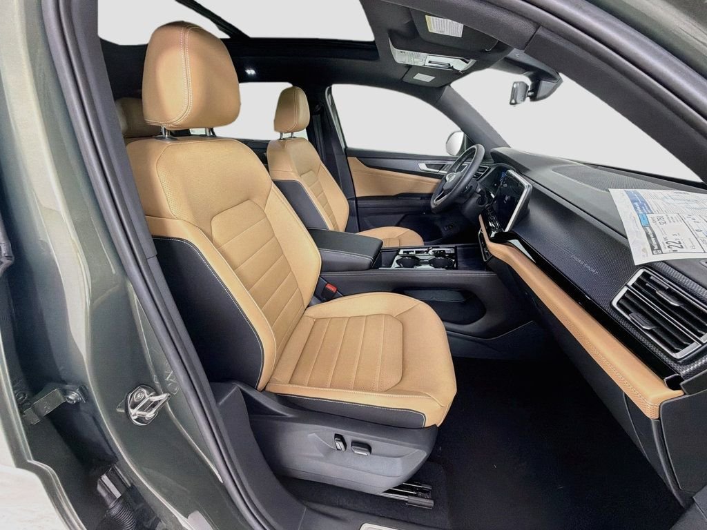New 2026 Avocado Green Pearl Volkswagen 2.0T SEL 4MOTION image 29