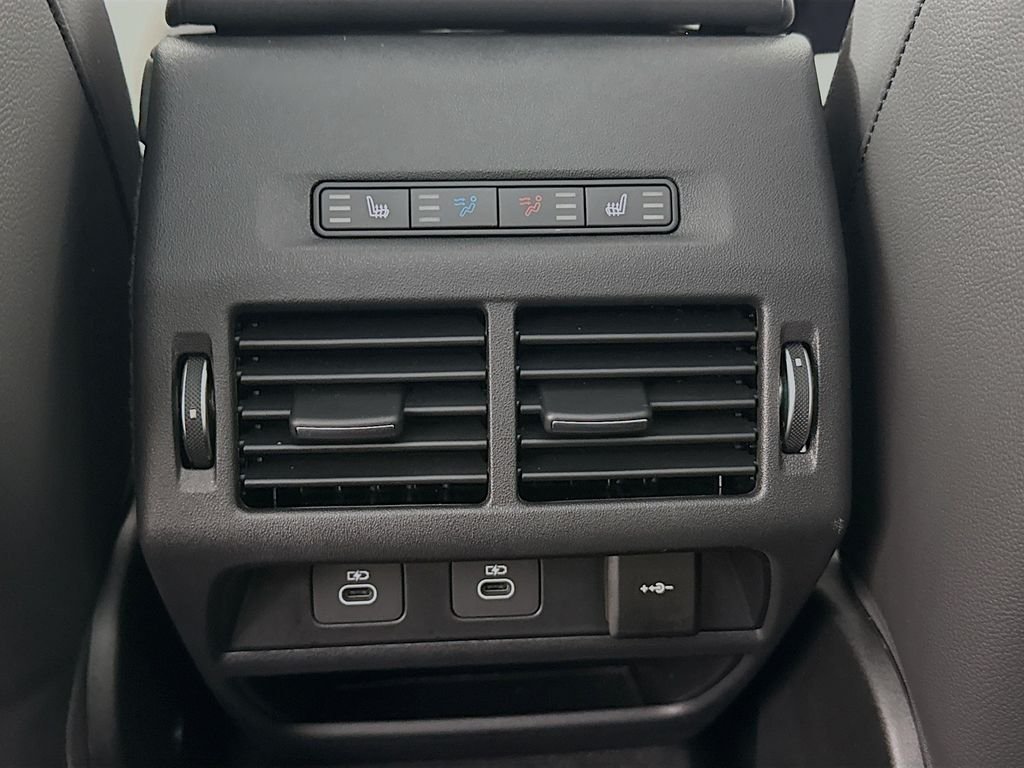 New 2025 Hakuba Silver LAND ROVER Dynamic SE image 27