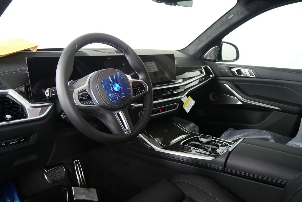 2026 BMW X7 M60i - Photo 13