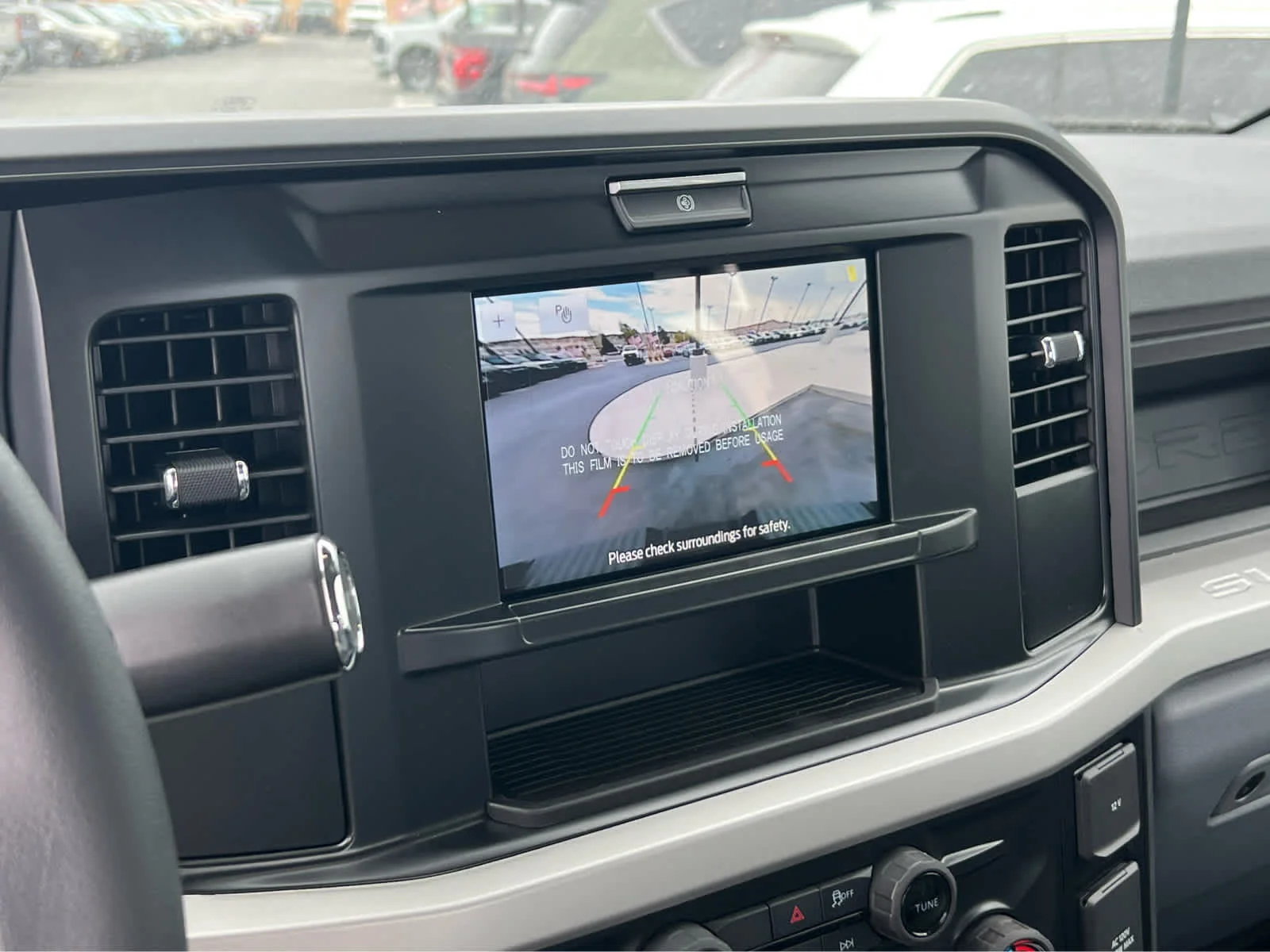 New 2026 Oxford White Ford F-350® XL image 36