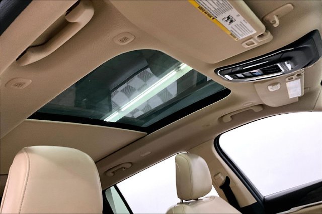 Used 2022 Bright White Clearcoat Jeep Limited image 20