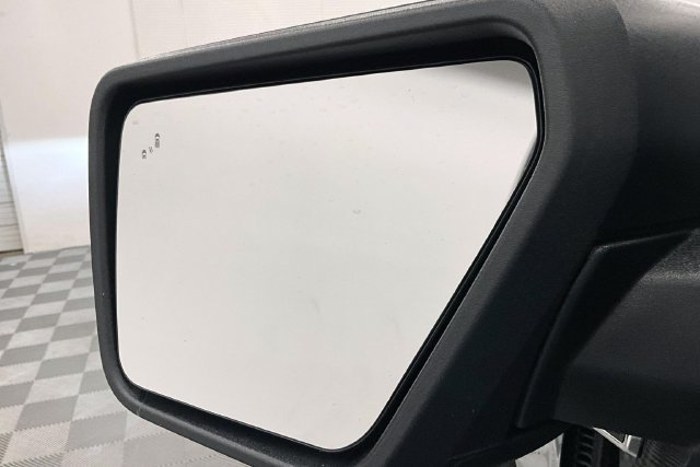Used 2024 Agate Black Metallic Ford XLT image 39