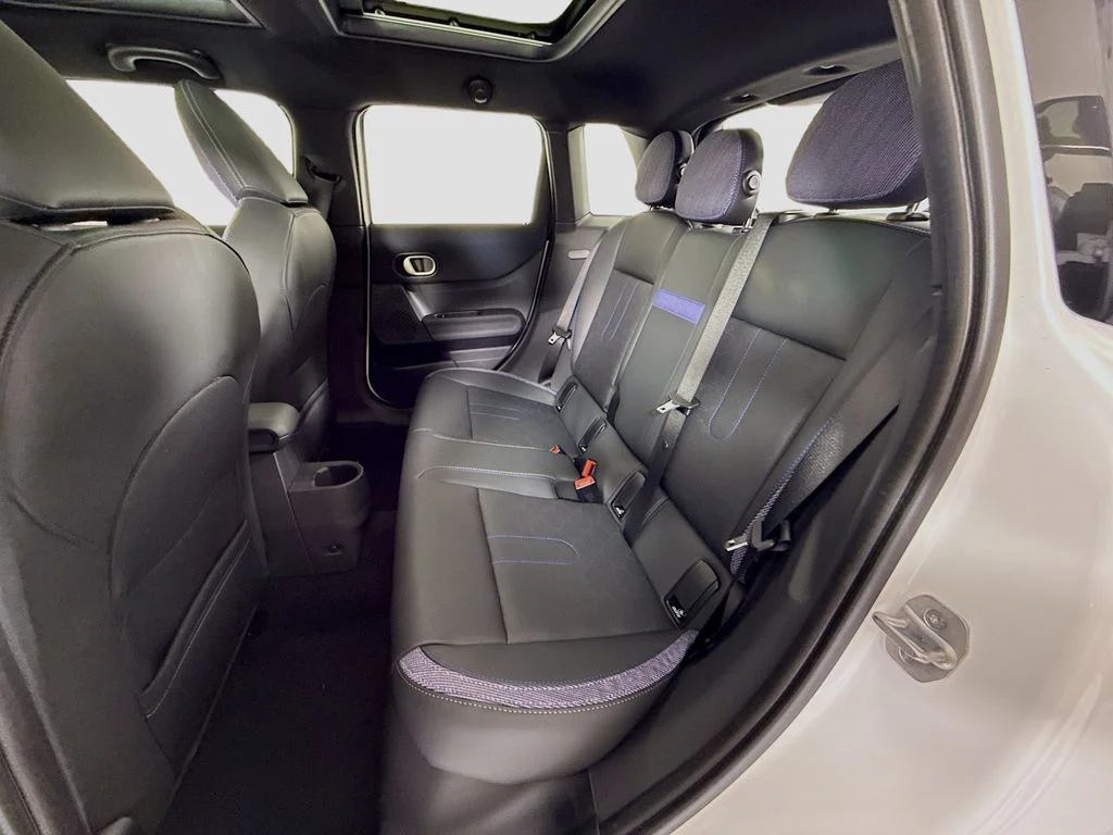 Used 2026 White MINI  image 23