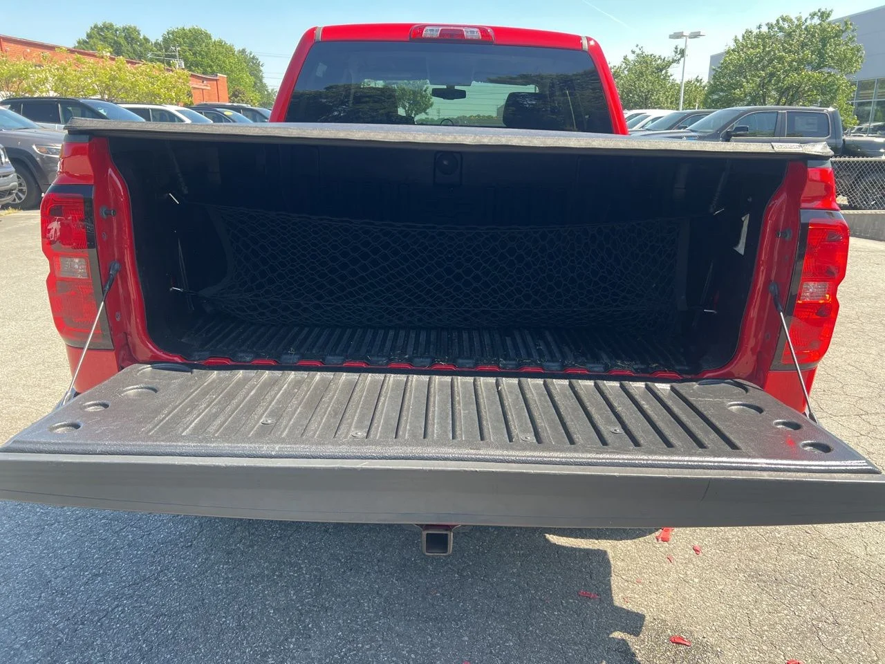 Used 2018 Red Chevrolet Custom image 13