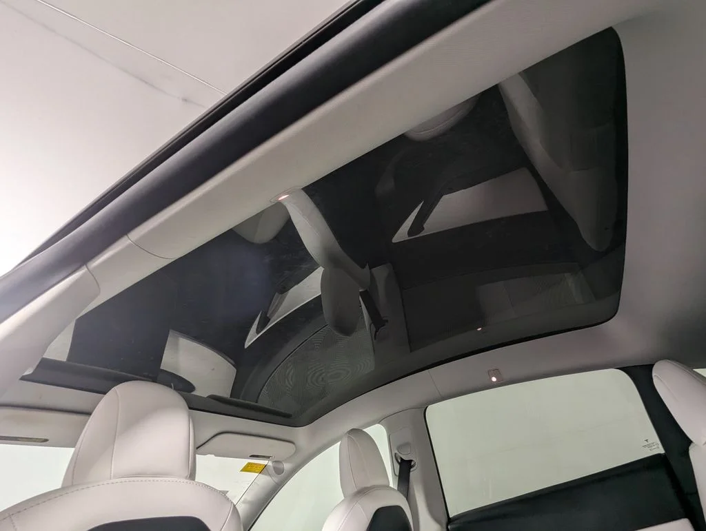 Used 2022 Black Tesla Long Range image 16