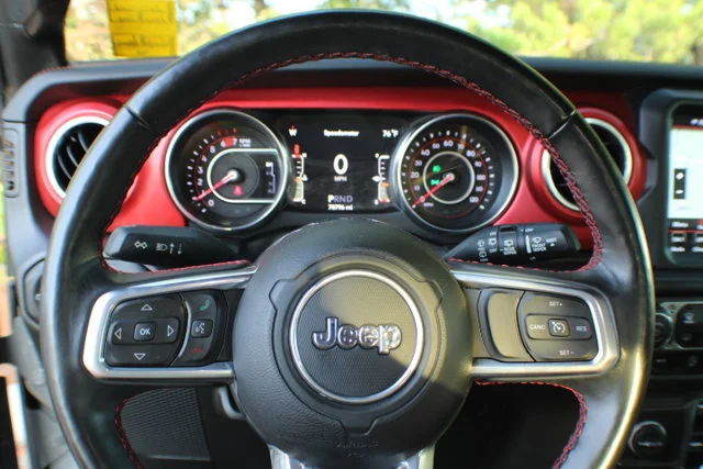 Used 2022  Jeep Unlimited Rubicon image 8
