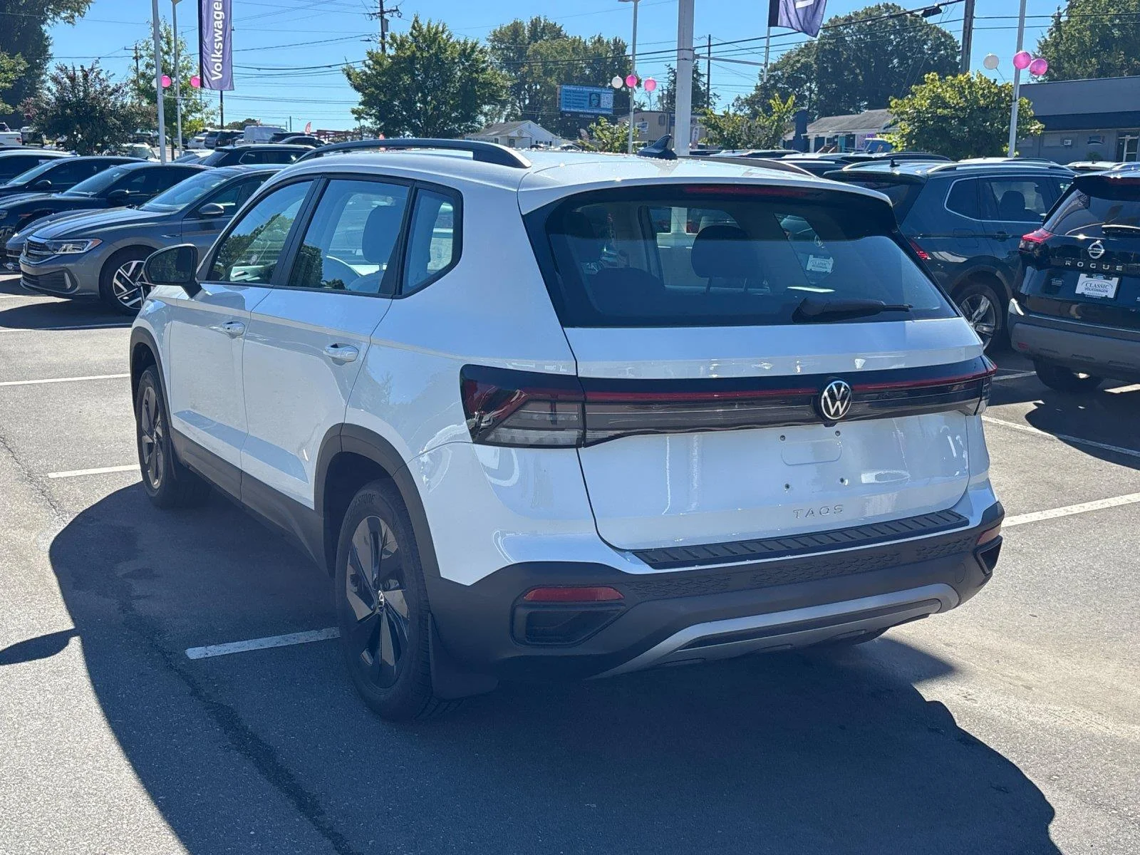 New 2027 Pure White Volkswagen S image 3