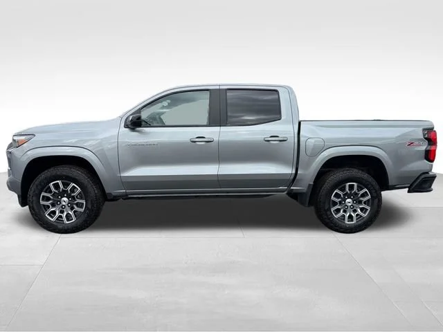 New 2026 Sterling Gray Metallic Chevrolet Z71 image 2