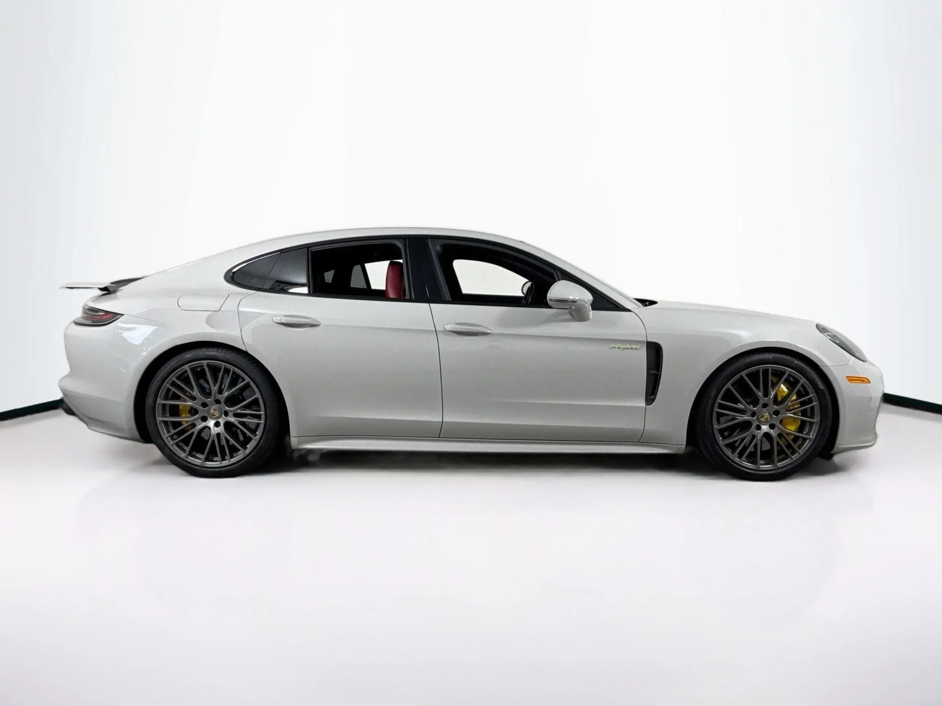 Used 2022 Chalk Porsche Turbo S image 8