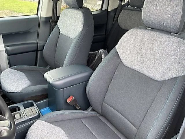 New 2026 Oxford White Ford XLT image 32