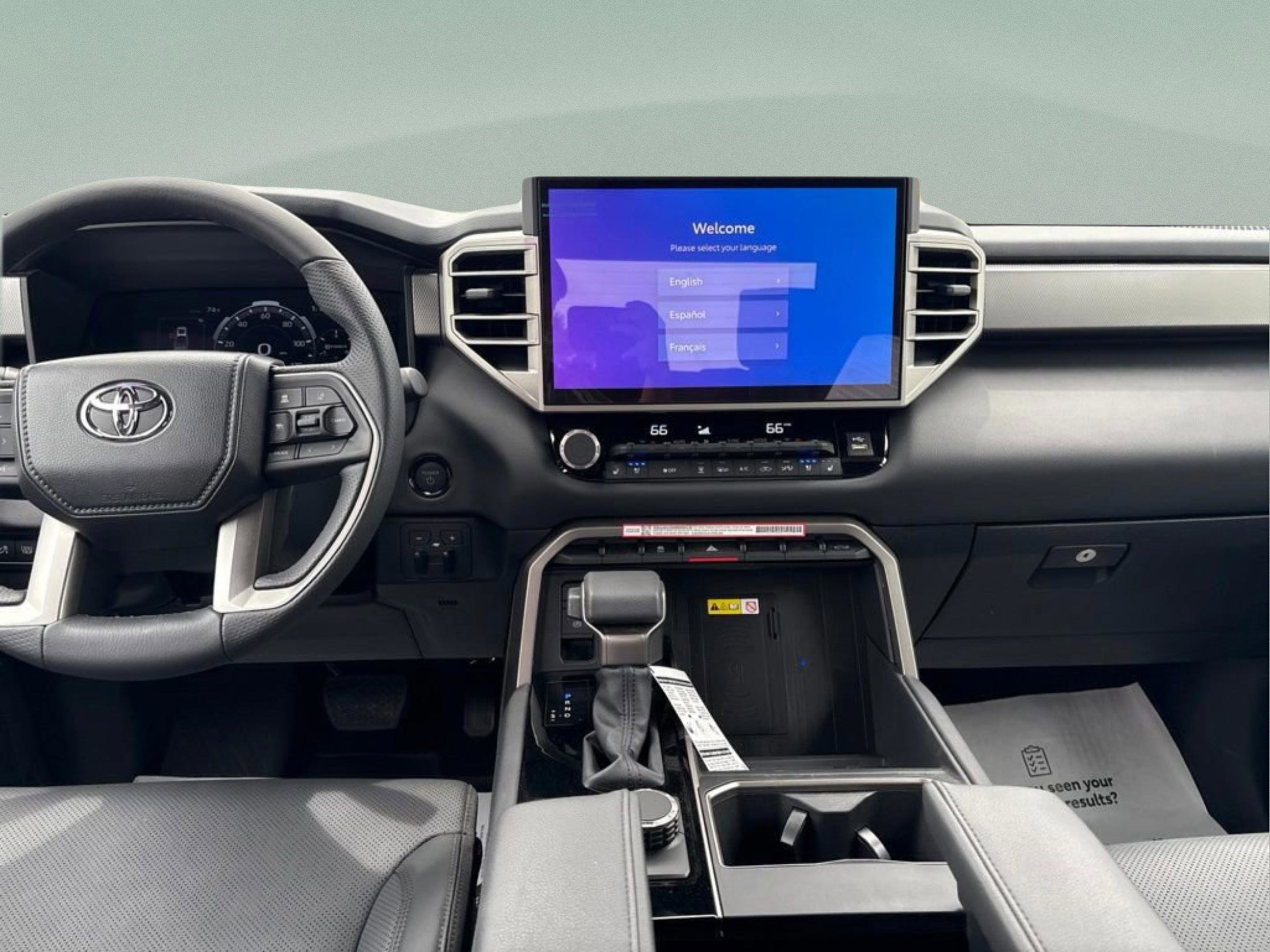 2025 Toyota Tundra Limited - Photo 10