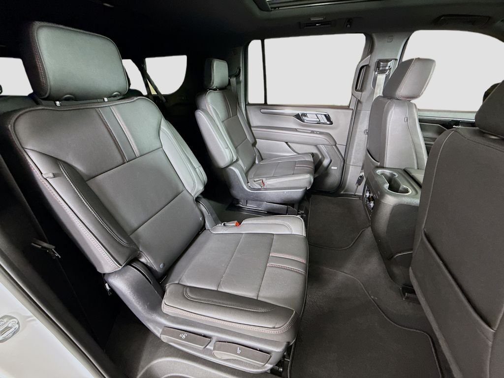 Used 2025 Beige Chevrolet RST image 30