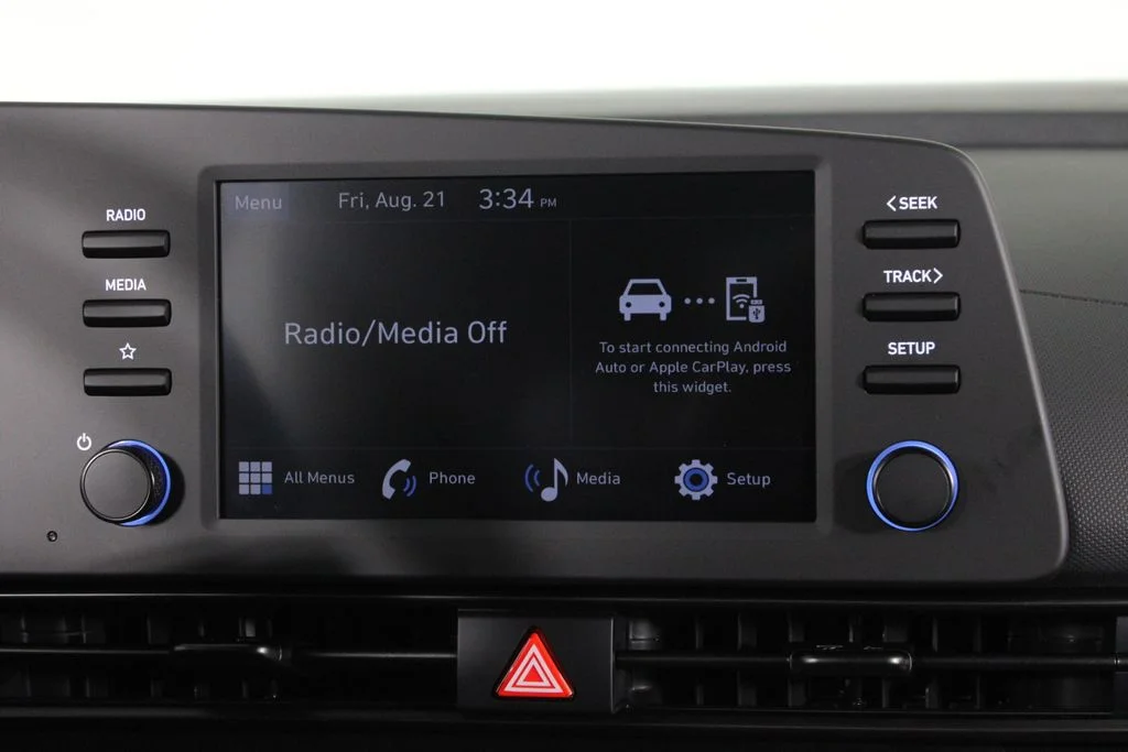 Used 2026 Black Hyundai SEL Sport image 9