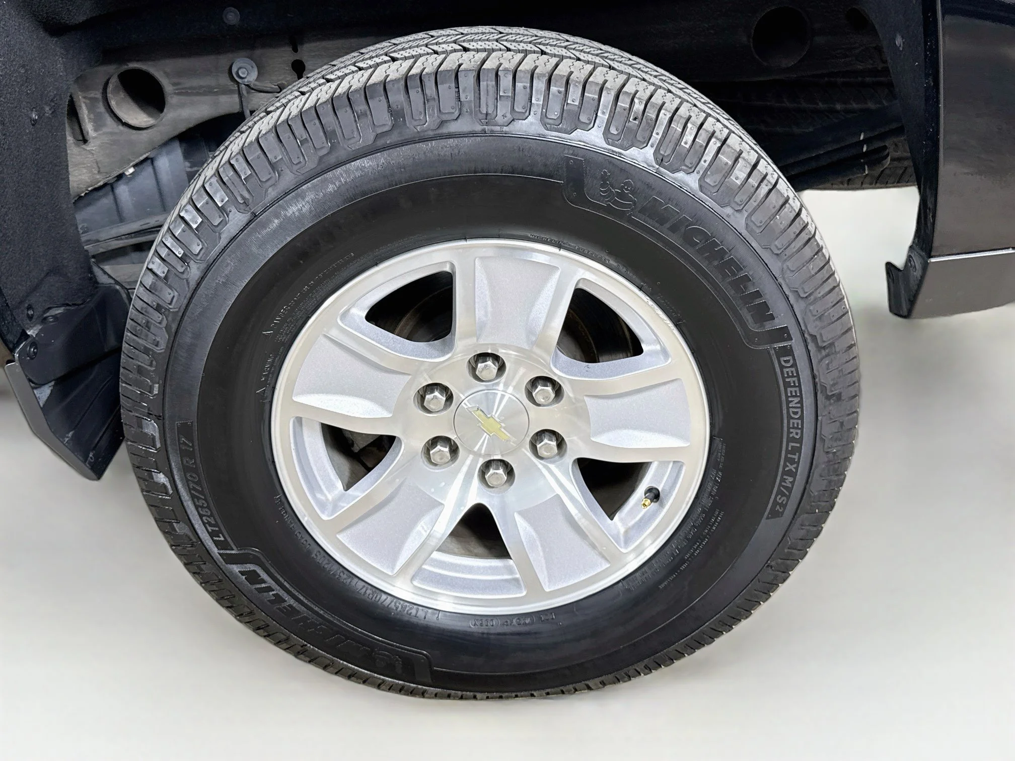 Used 2018 BLACK Chevrolet LT image 32