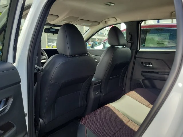 New 2027 Aspen White TriCoat Nissan SR image 6