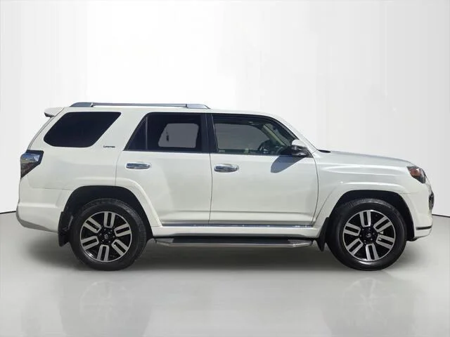 Used 2022 Blizzard Pearl Toyota Limited image 6