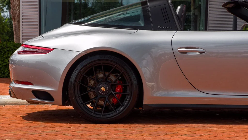 2018 Porsche 911 GTS - Photo 8