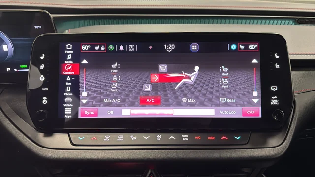 Used 2025 Diamond Black Dodge R/T Scat Pack image 18